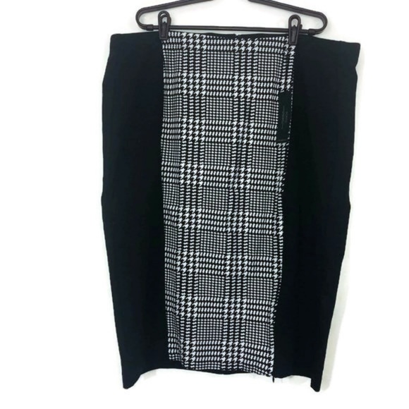 Lane Bryant Dresses & Skirts - Lane Bryant ponte pencil skirt checker black white